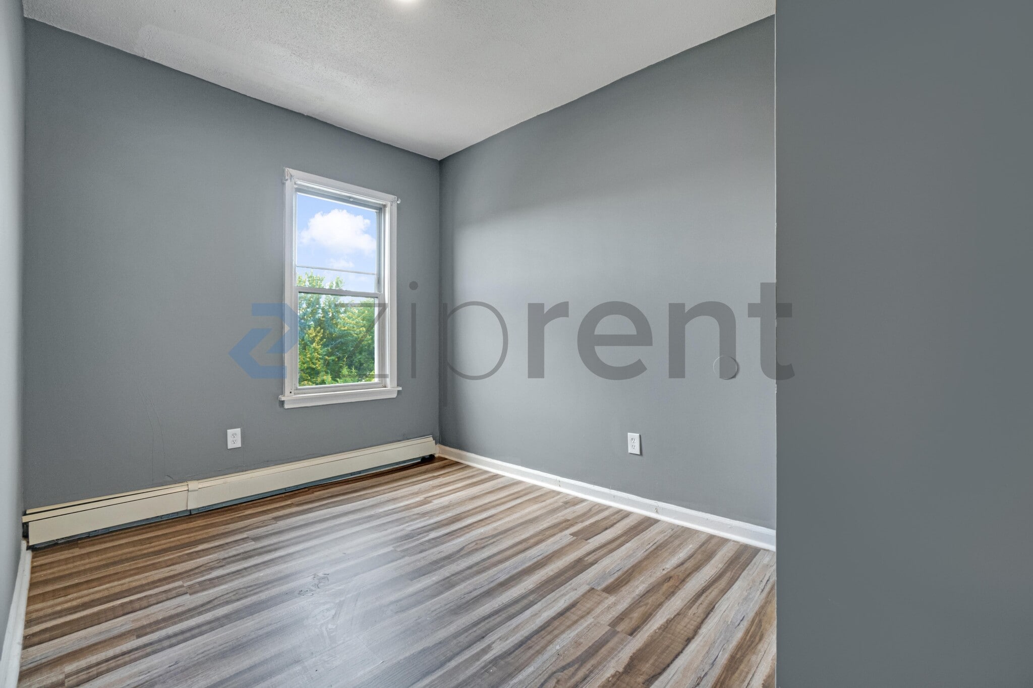 Building Photo - Unit 3L