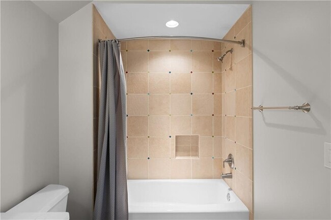 Building Photo - 980 Fenimore Cir