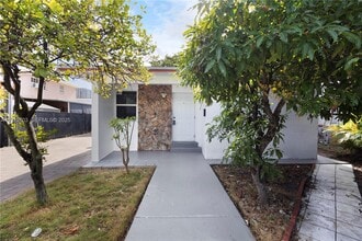 Building Photo - 28 NW 34th Terrace