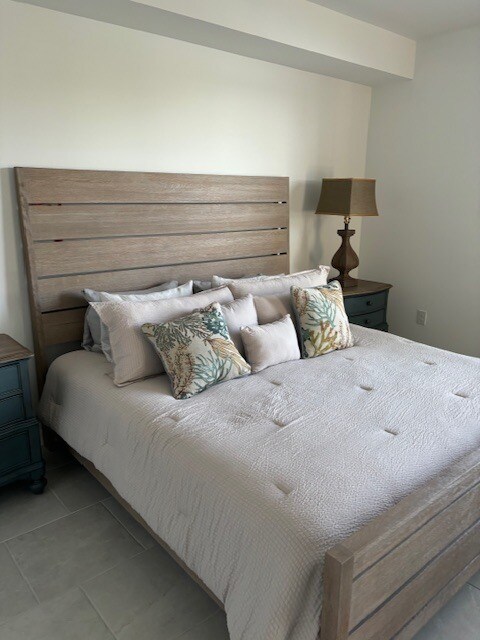 Building Photo - 5739 Oakmont Ct