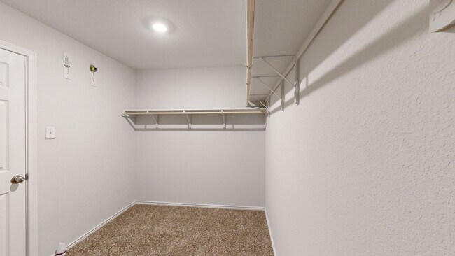 Building Photo - 9606 Falme Ln