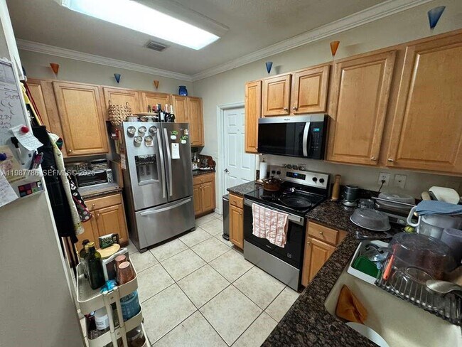 Building Photo - 7131 NW 114th Ct