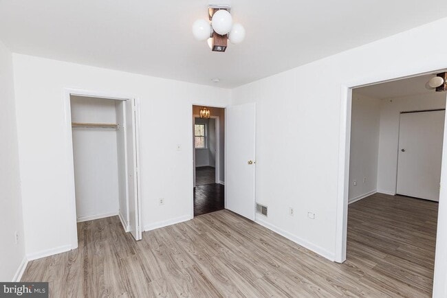 Building Photo - 9409 Croom Acres Dr