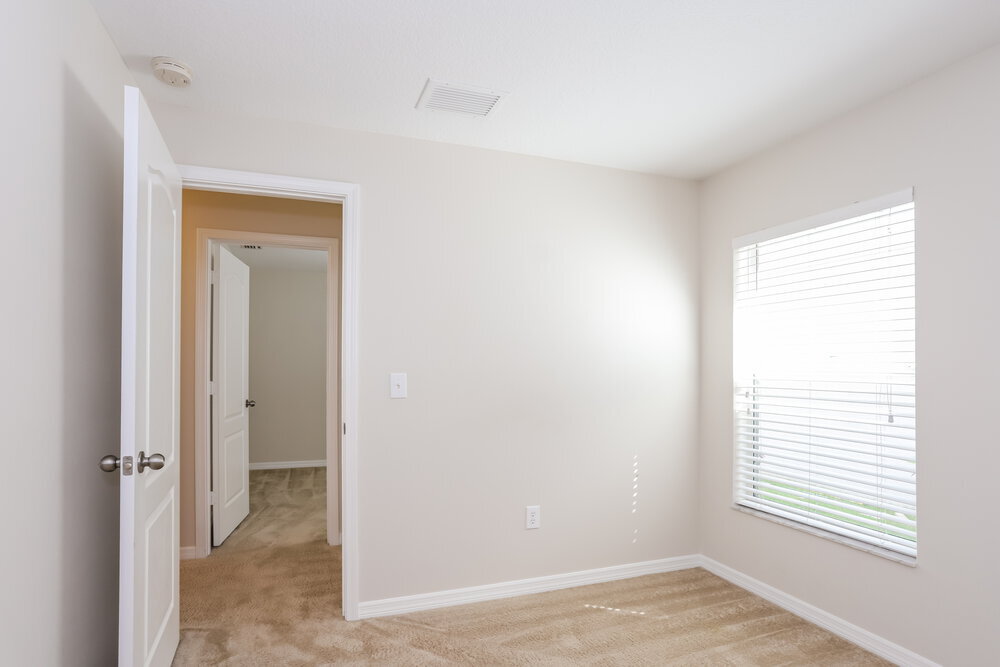 Building Photo - 15405 Quail Woods Pl