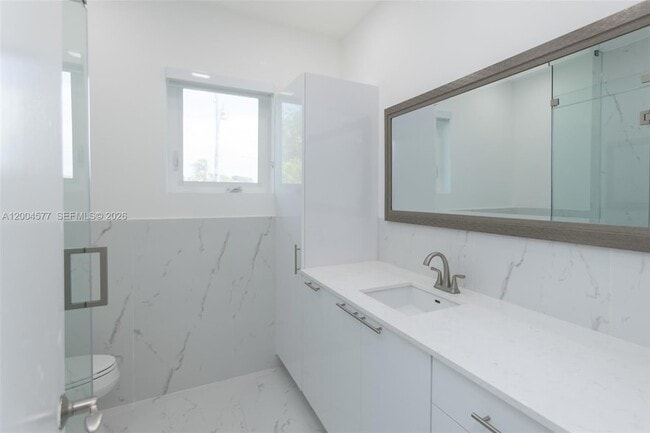 Building Photo - 1690 Daytonia Rd