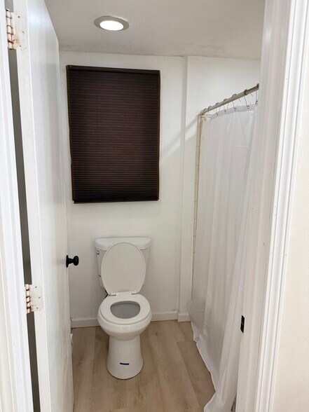 Building Photo - 482 East St