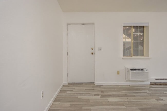 Building Photo - 506 Fox Run Ln