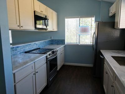Building Photo - 6 Alania Pl