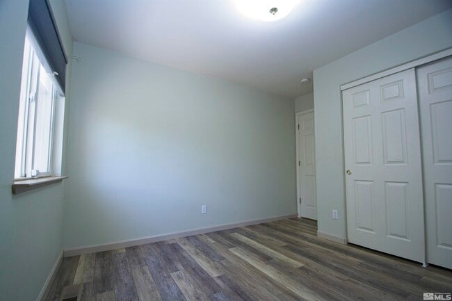 Building Photo - 3035 Bandera Ave