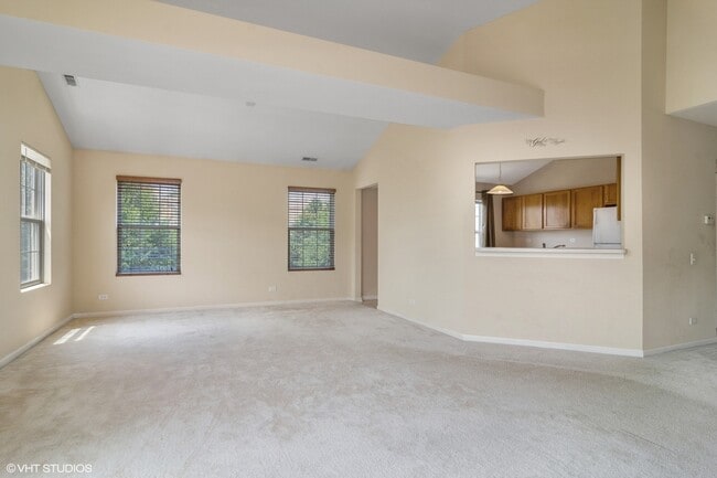 Building Photo - 2906 Stonewater Dr