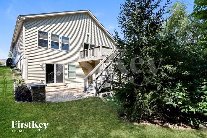 Building Photo - 304 Country Trail Dr