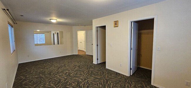Building Photo - 17825 SE 259th Pl