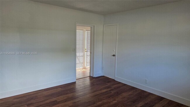 Building Photo - 1245 Coral Ln