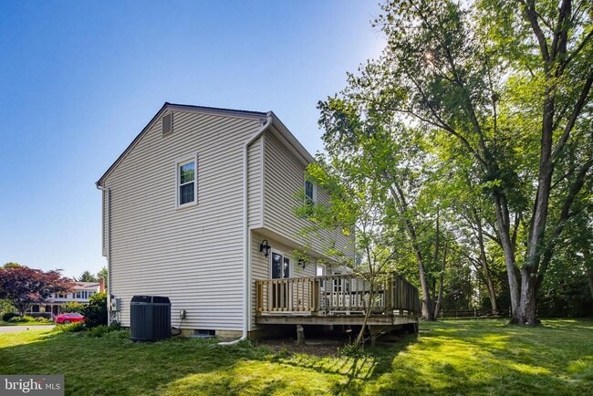 Building Photo - 18904 Blue Heron Ln