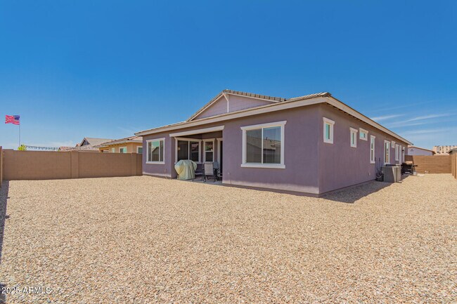 Building Photo - 941 W Treasure Trl