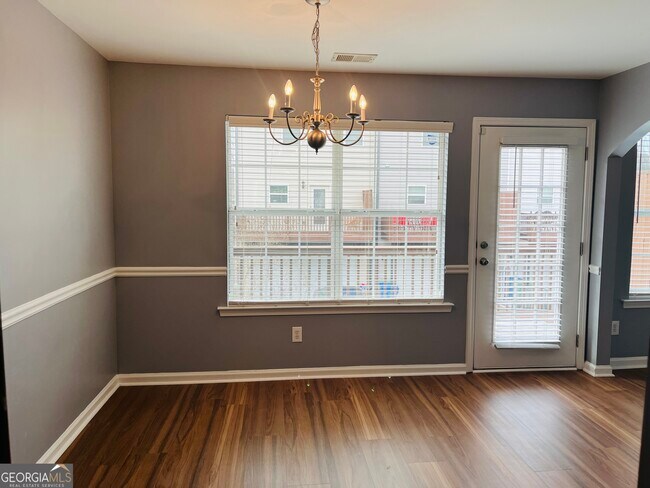 Building Photo - 3156 Parc Ct SW