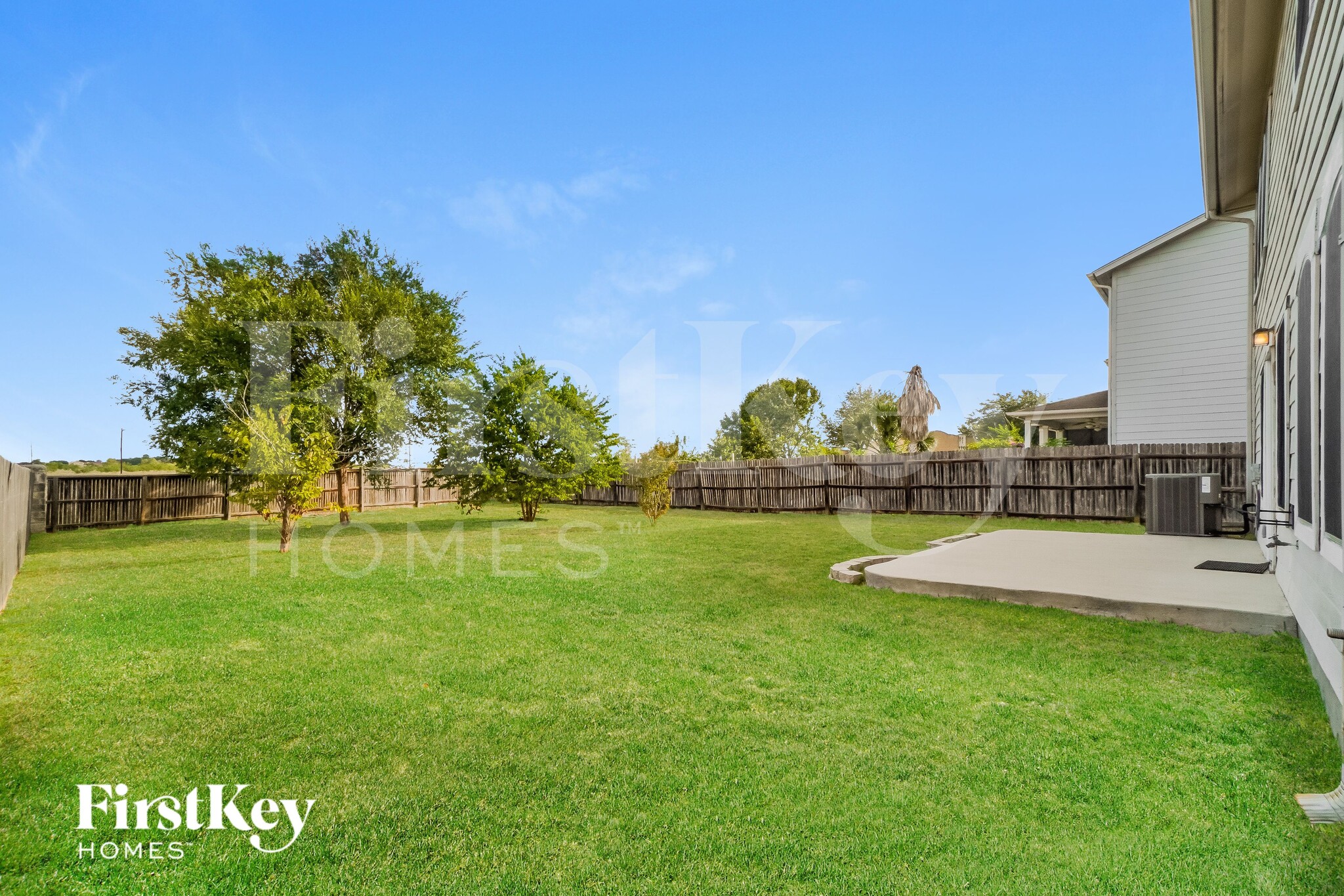 Building Photo - 10115 Red Iron Creek