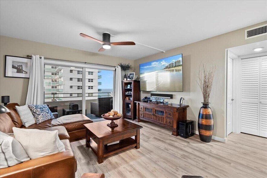 Building Photo - 1630 N Ocean Blvd