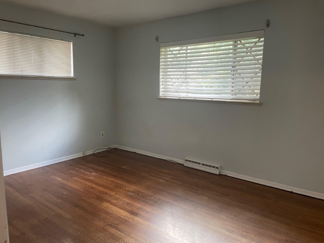 Building Photo - 1514 S Locust St