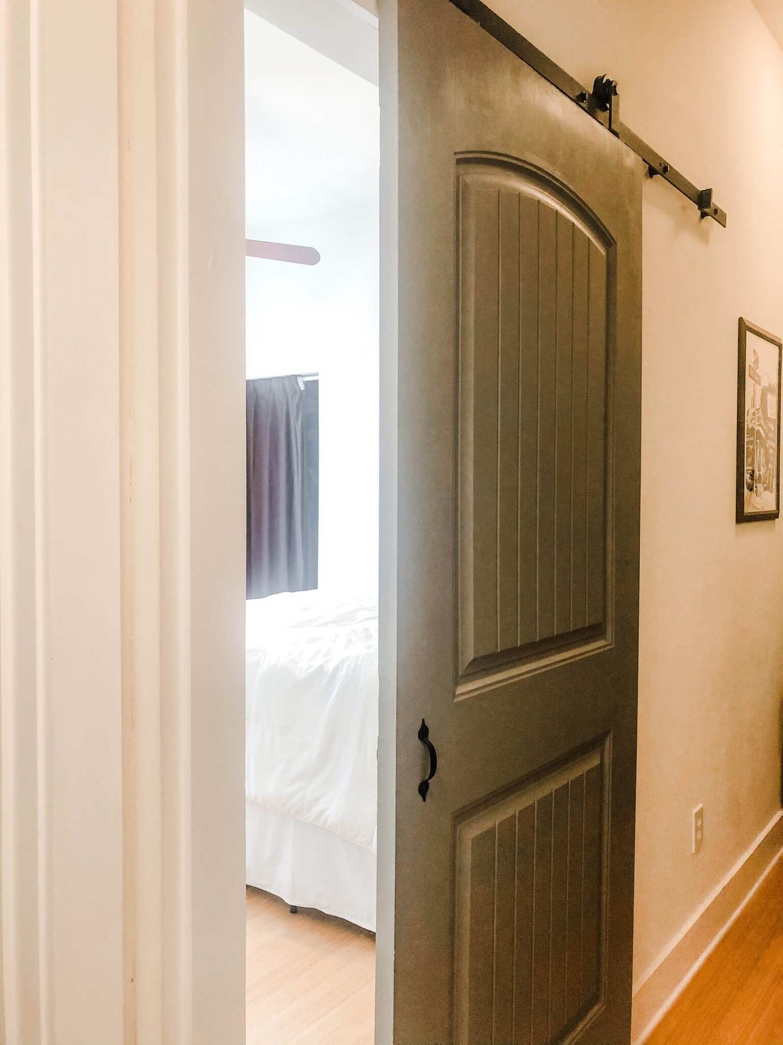 Sliding barn door to guest bedroom - 924 Garrett St