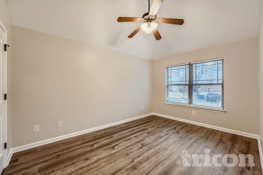 Building Photo - 4025 Trimrose Ct