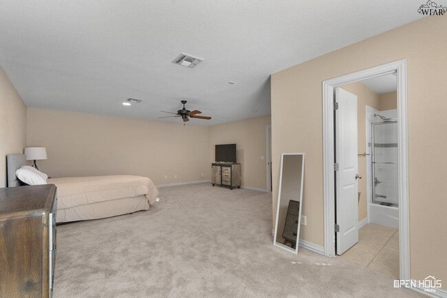 Building Photo - 4122 Candlewood Cir