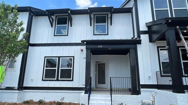 Primary Photo - 339 Lincoln St