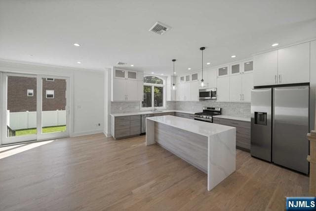 Building Photo - 92 Franklin St