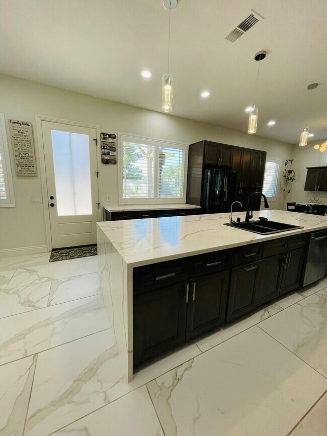 Building Photo - 4496 Sycamore Ridge Ct