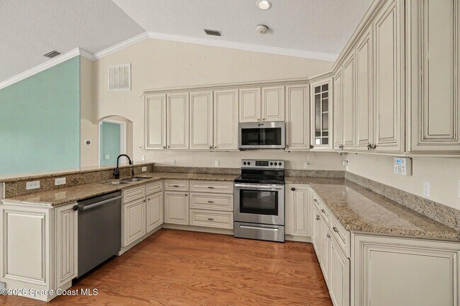 Building Photo - 2710 S Courtenay Pkwy