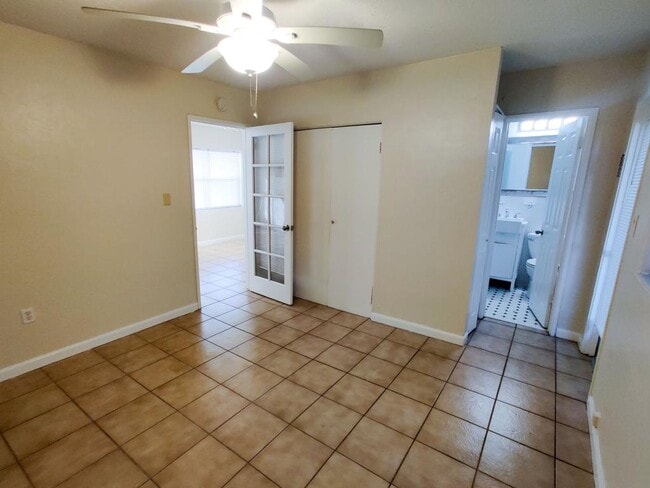 Building Photo - 2619 Marble Ave