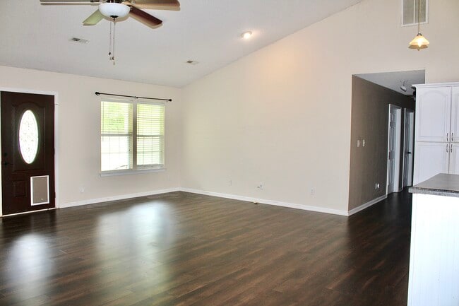 Building Photo - 100 Tyger Meadow Rd