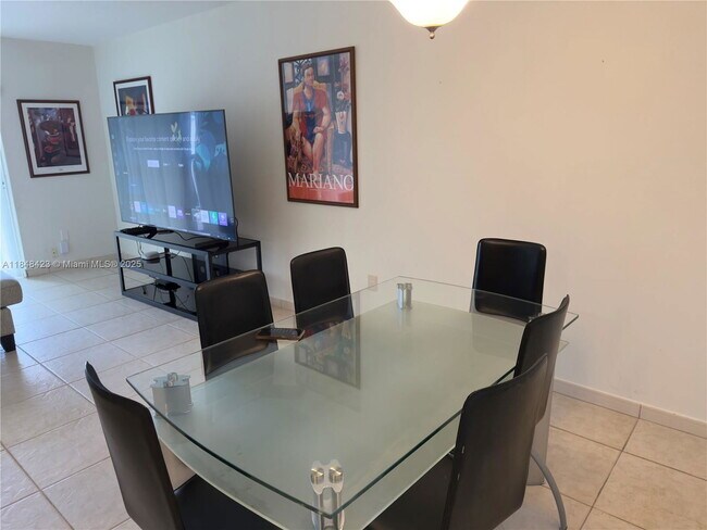 Building Photo - 7765 SW 86th St