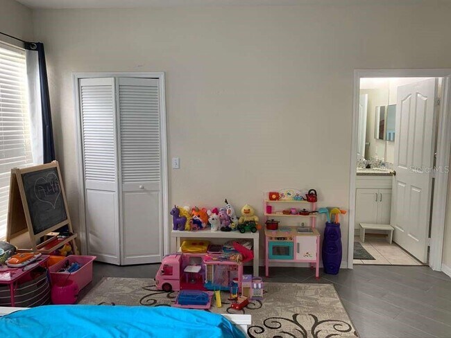 Building Photo - 2639 Maitland Crossing Way