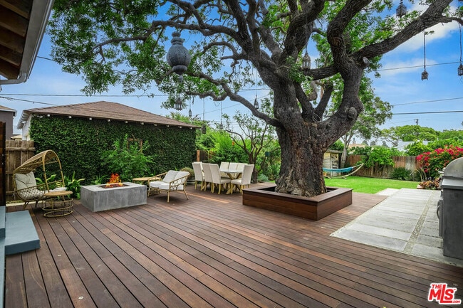 Building Photo - 3012 Bagley Ave