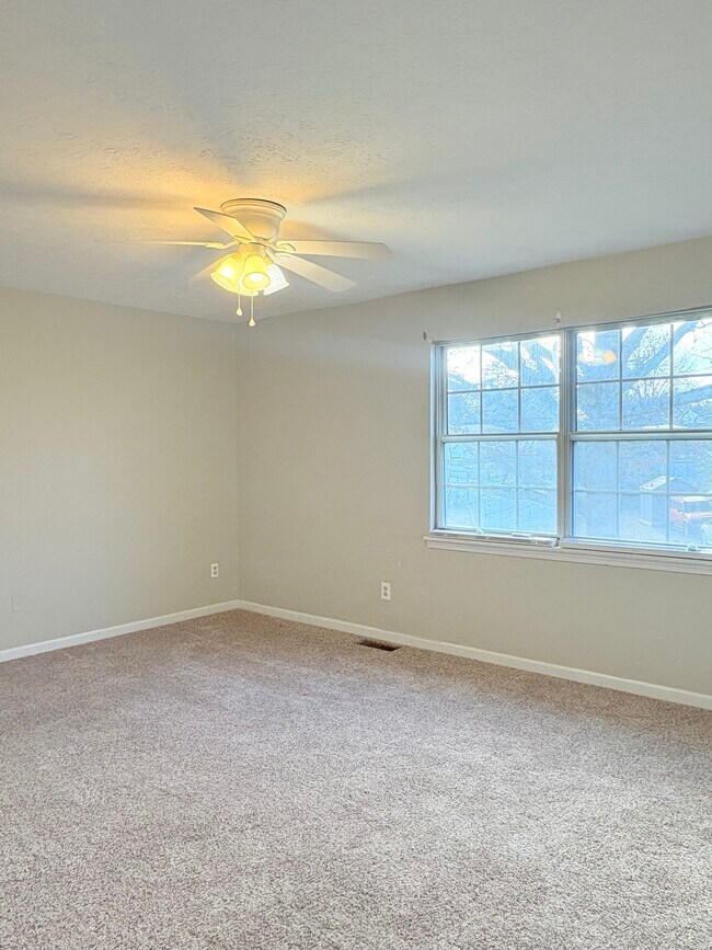 Building Photo - 2820 N Mill Pl