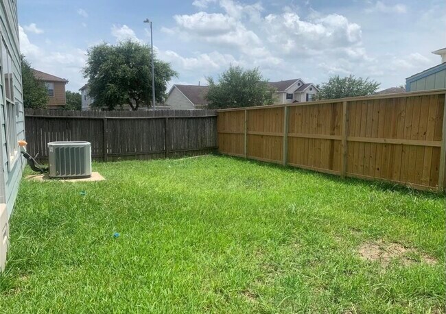 Building Photo - 8154 Arrington Forest Ln