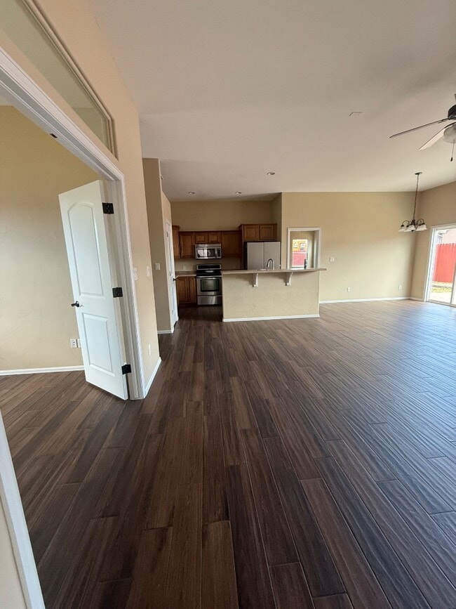 Building Photo - 450 Juniper St