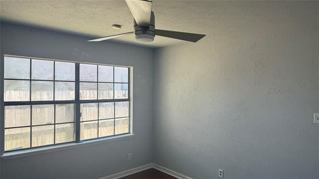 Building Photo - 441 S Highland Dr