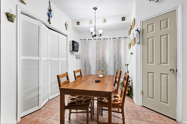 Building Photo - 13523 Pasa Robles Ln