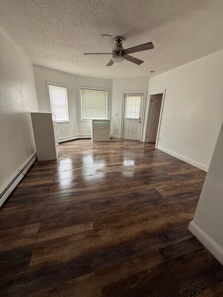 Living room - 149 2nd Ave