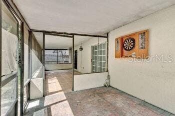 Building Photo - 5340 Old Oak Tree Dr