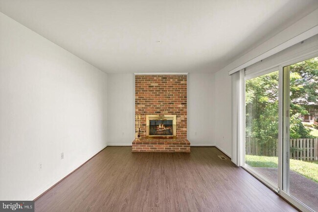 Building Photo - 8902 Huxley Ct