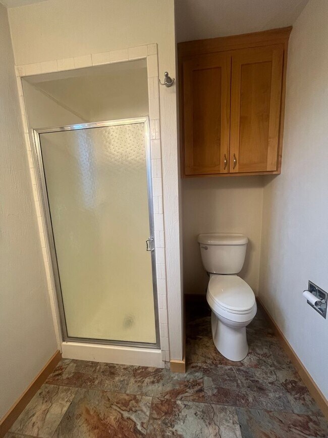 Building Photo - 3-Bedroom 2-Bathroom home in Coburg