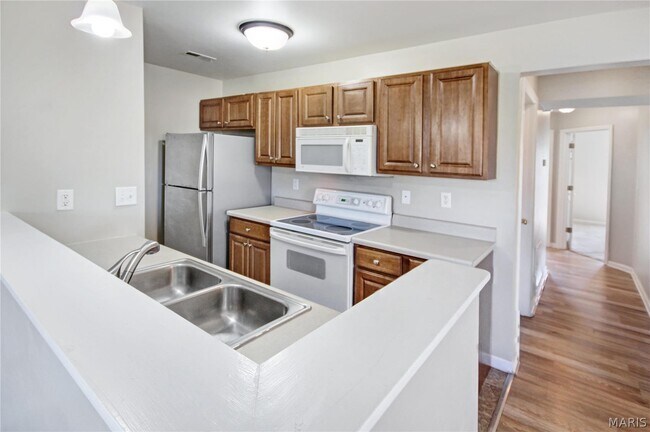 Building Photo - 327 Stonewall Creek Dr