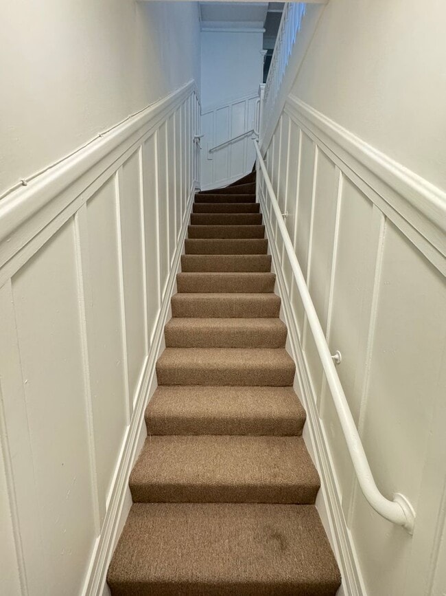 Building Photo - 1020-1024 Leavenworth Street