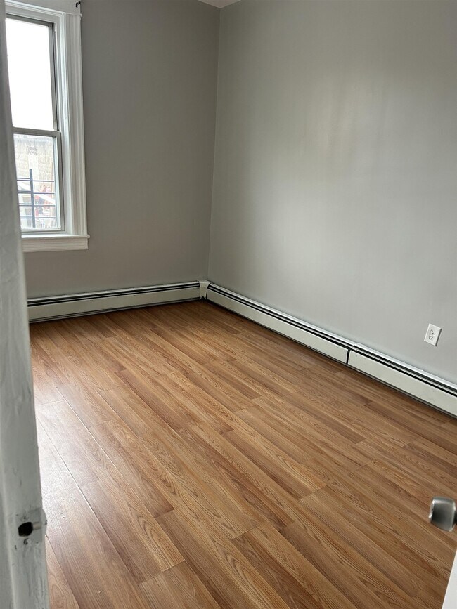 Building Photo - 24 Eastern Pkwy