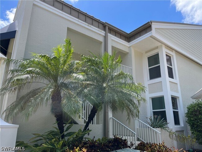 Building Photo - 6371 Pelican Bay Blvd