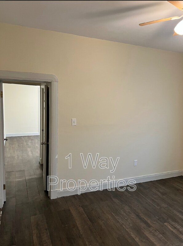 Building Photo - 7409 4th St