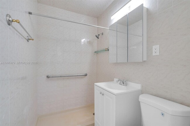 Building Photo - 201 SW 51st Ct